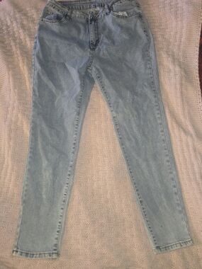 Classic High-Rise Women's Light Blue Jeans